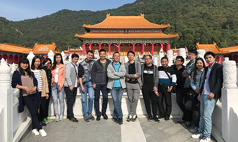 壹号娱乐游乐项目中心集体游：西樵山国艺影视城